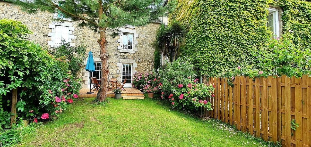 La Vallee Du Launay Taden Exterior foto