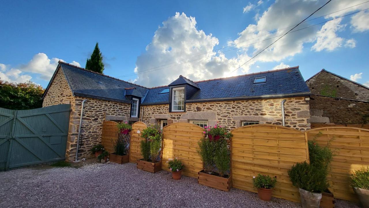 La Vallee Du Launay Taden Exterior foto